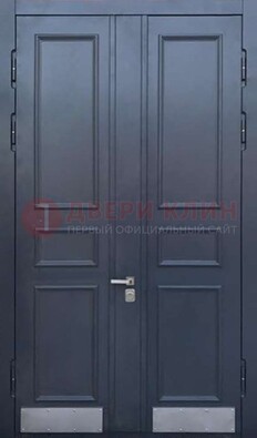 Черная двухстворчатая дверь для улицы с МДФ ДМ-535 в Тольятти