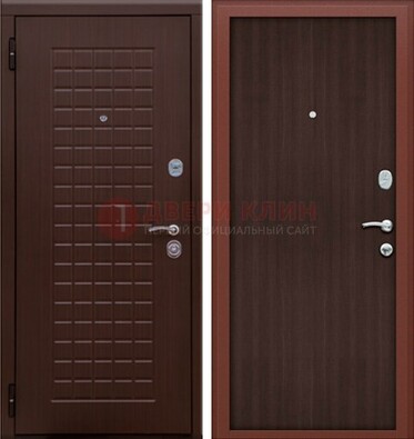 Коричневая металлическая дверь с МДФ ДМ-78 в квартиру в Тольятти