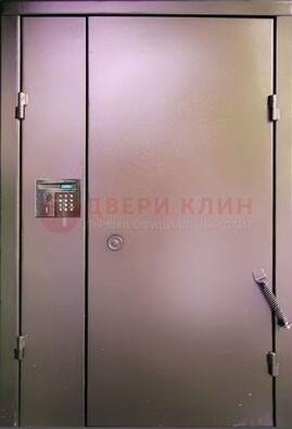 Коричневая стальная дверь в подъезд ДПД-1 в Тольятти