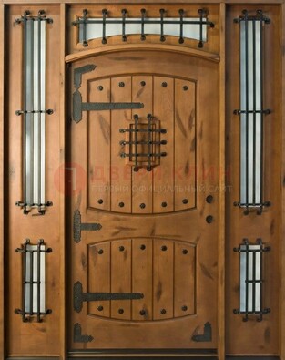 Парадная дверь с коваными элементами ДПР-68 в коттедж в Тольятти