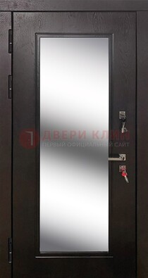 Коричневая железная дверь со стеклом для дома ДС-23 в Тольятти