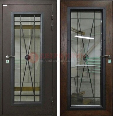 Коричневая железная дверь со стеклом для частного дома ДС-8 в Тольятти