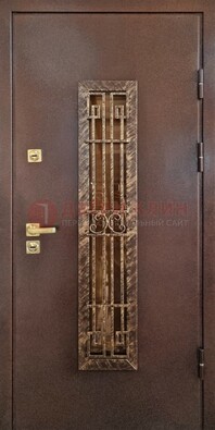 Металлическая дверь с порошковым напылением со стеклом и ковкой ДСК-110 в Тольятти