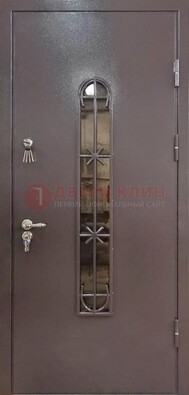 Металлическая дверь Порошок с небольшим стеклом и ковкой ДСК-282 в Воскресенске