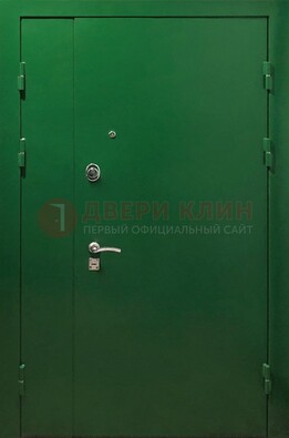 Зеленая распашная тамбурная дверь Порошок ДТМ-47 в Тольятти
