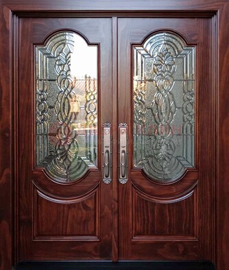 Классическая железная дверь с массивом дуба для входа ВЖ-23 в Тольятти